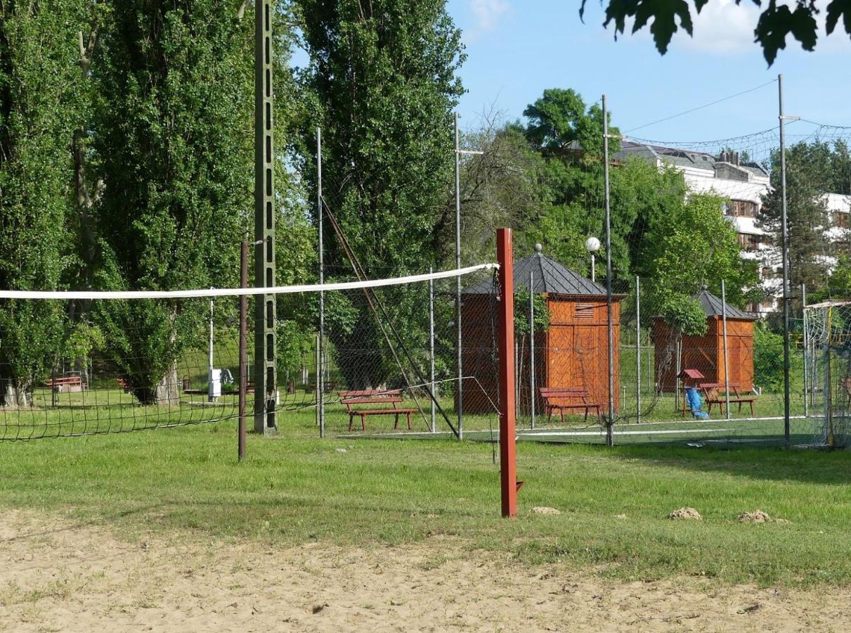 Napsugar Szallo Baja Zewnętrze zdjęcie
