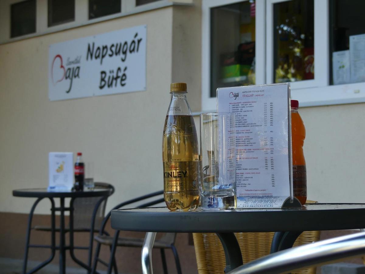 Napsugar Szallo Baja Zewnętrze zdjęcie